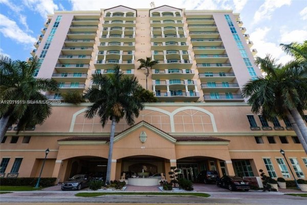 17555 Atlantic Blvd #UPH7 Sunny Isles Beach, FL 33160