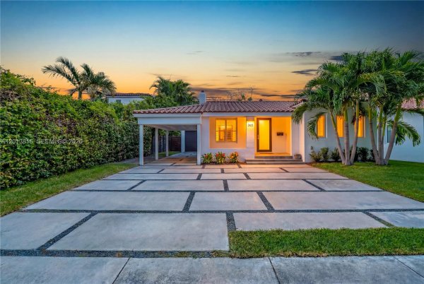 365 SW 31st Rd Miami, FL 33129