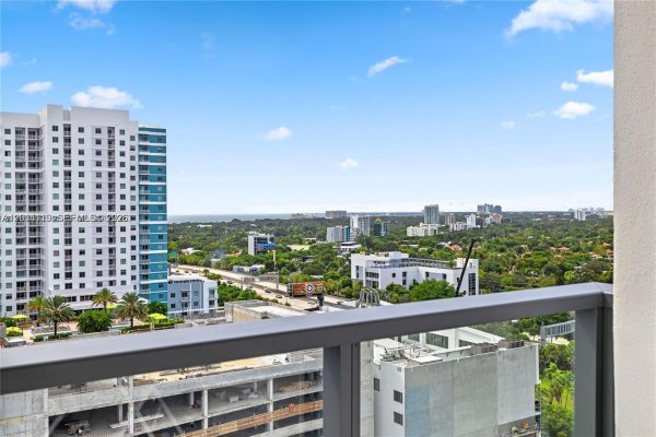 239 SW 9th St #1502 Miami, FL 33130