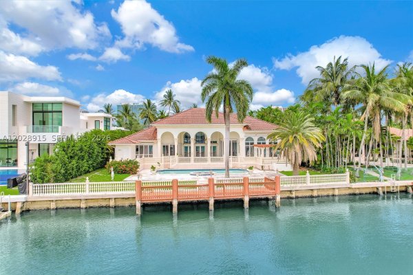 166 Bal Bay Dr Bal Harbour, FL 33154