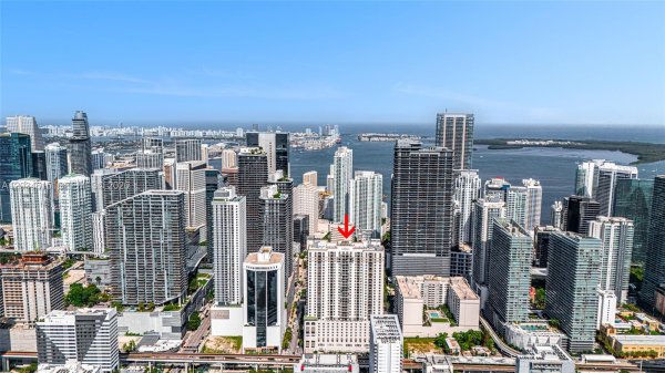 999 SW 1st #2405 Miami, FL 33130