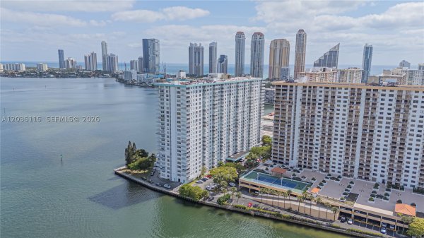 301 174th St #702 Sunny Isles Beach, FL 33160