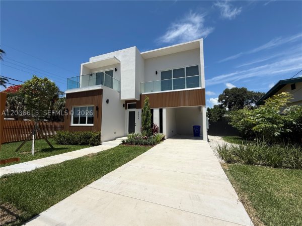 3326 Elizabeth St Miami, FL 33133