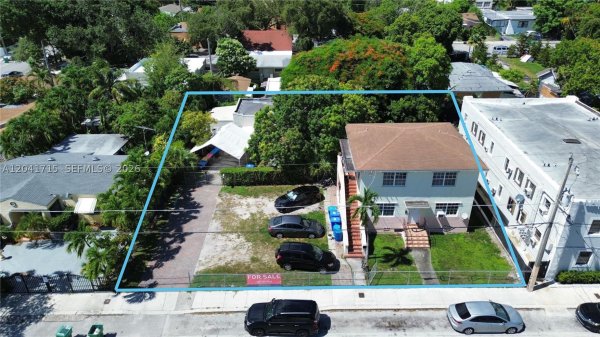 255 NW 32nd St Miami, FL 33127