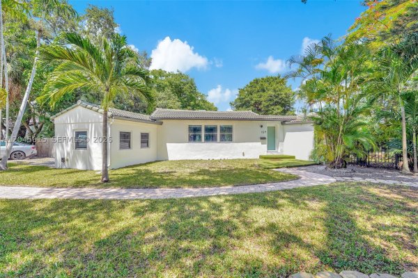 15 NE 95th St Miami Shores, FL 33138
