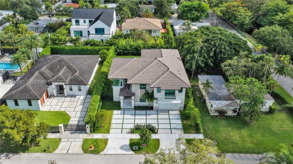 6415 SW 83rd St Miami, FL 33143