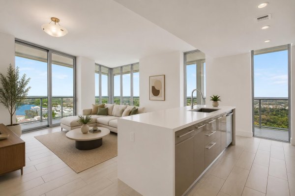 2000 Metropica #1503 Sunrise, FL 33323