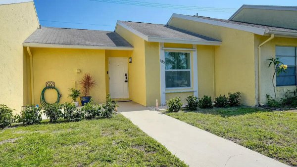 155 Deerfield Jupiter, FL 33458