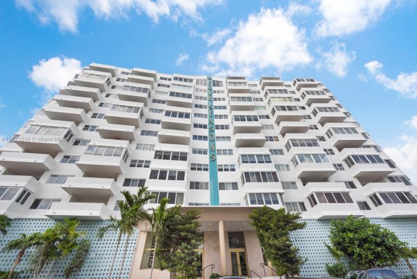 333 Sunset Dr #804 Fort Lauderdale, FL 33301