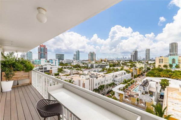 401 Ocean Dr #1004 Miami Beach, FL 33139