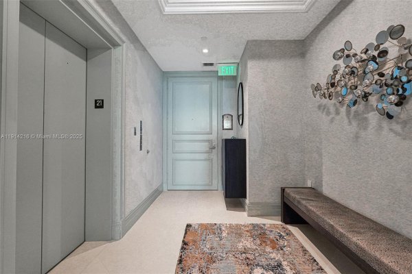 16047 Collins Ave #2102 Sunny Isles Beach, FL 33160