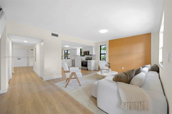 7994 Crespi Blvd Miami Beach, FL 33141