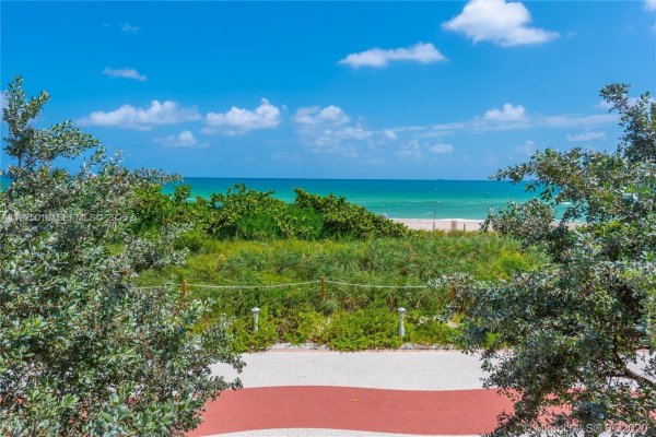 5555 Collins Ave #7T Miami Beach, FL 33140