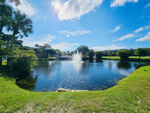 2831 SW 87th Ave #704 Davie, FL 33328