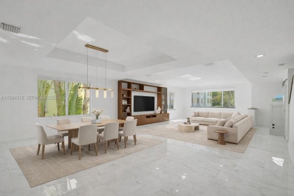 10065 Bay Hbr Ter Bay Harbor Islands, FL 33154