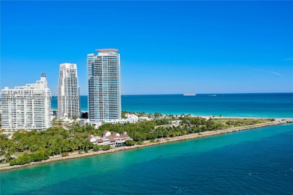 100 S Pointe Dr #1608 Miami Beach, FL 33139