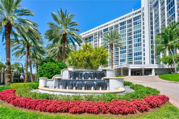 10275 Collins Ave #611 Bal Harbour, FL 33154