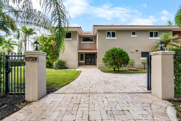 1543 Dorado Ave Coral Gables, FL 33146