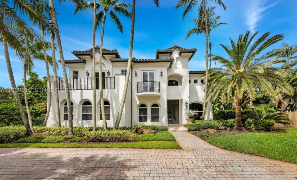 9461 SW 103rd St Miami, FL 33176