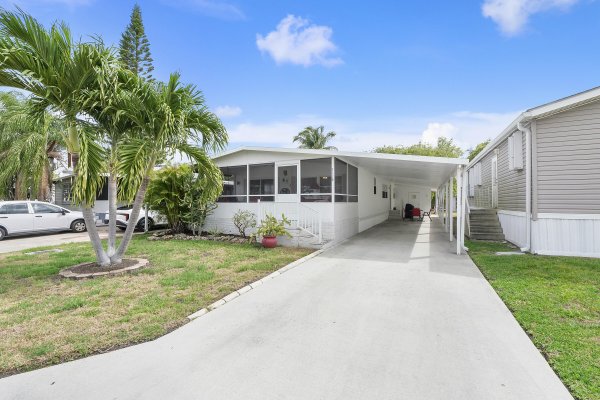 5490 SW 32nd Fort Lauderdale, FL 33312