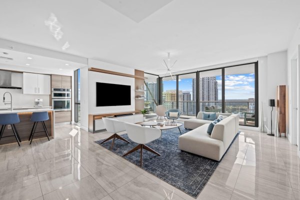 100 E Las Olas Blvd #2404 Fort Lauderdale, FL 33301