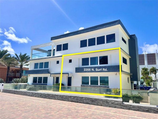 2205 N Surf Rd Hollywood, FL 33019