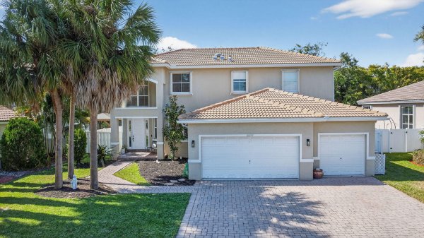6809 Finamore Lake Worth, FL 33467