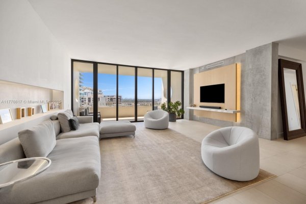 10205 Collins Ave #PH3 Bal Harbour, FL 33154