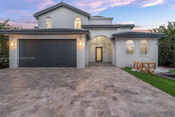 5978 Alton Rd Miami Beach, FL 33140