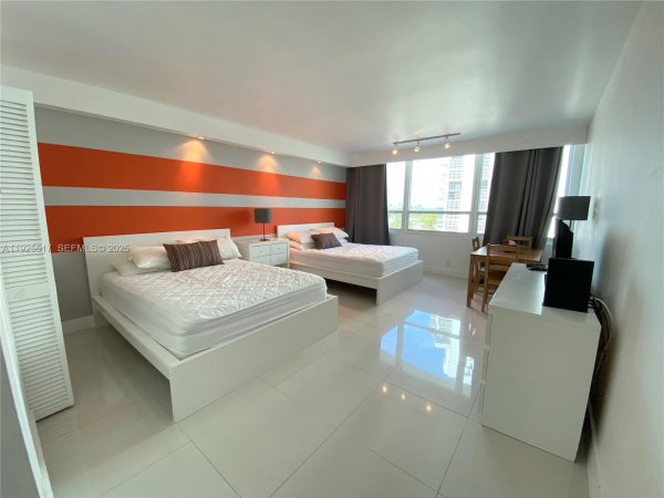 5445 Collins Ave #610 Miami Beach, FL 33140