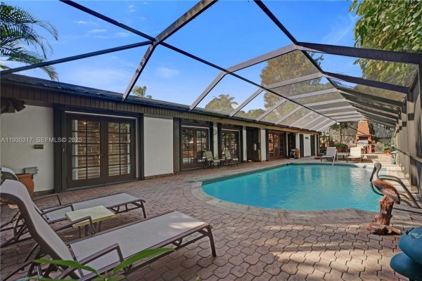 8115 SW 92nd Ct Miami, FL 33173