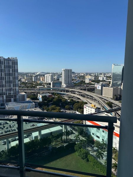 350 S Miami Ave #2913 Miami, FL 33130