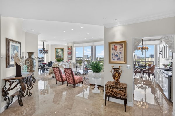 3598 Yacht Clb Dr #PH2 Aventura, FL 33180