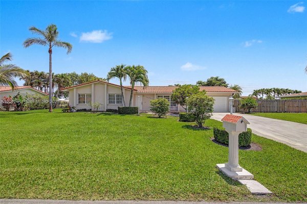 11380 SW 131st St Miami, FL 33176