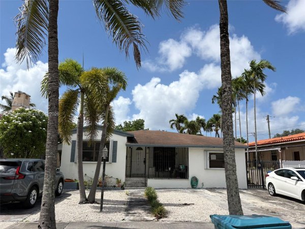 1680 SW 14th Ter Miami, FL 33145