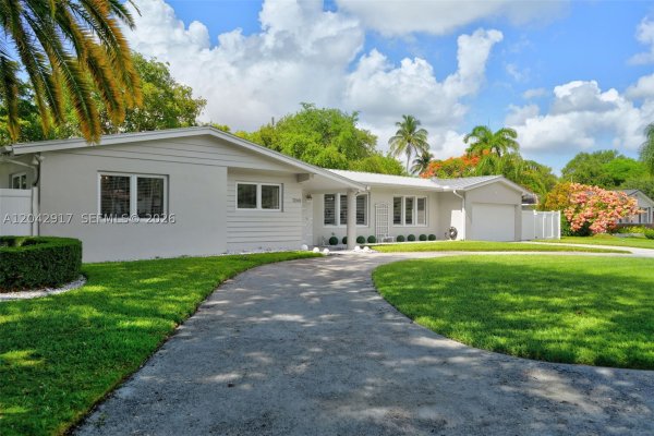 7240 SW 131st St Pinecrest, FL 33156
