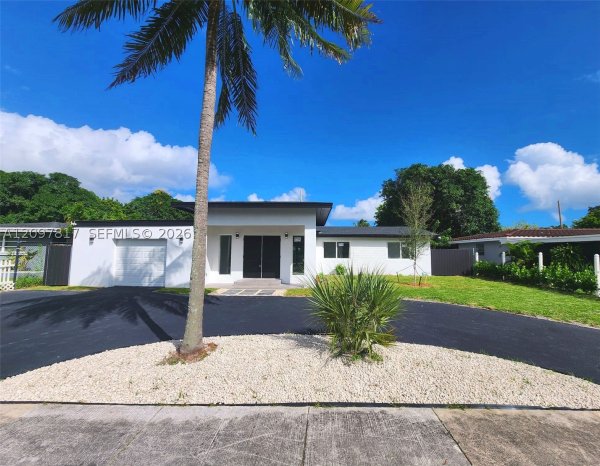 620 SW 38th Ter Fort Lauderdale, FL 33312