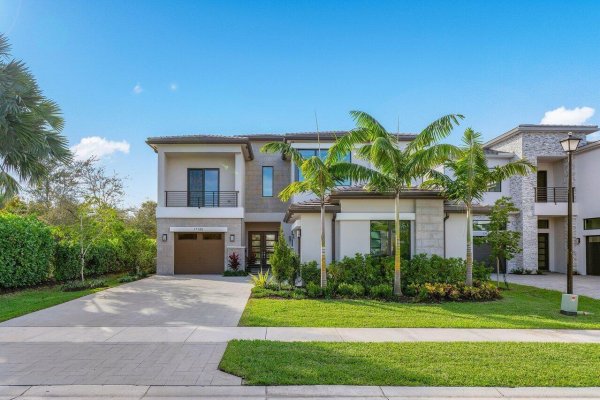 17185 Ludovica Boca Raton, FL 33496