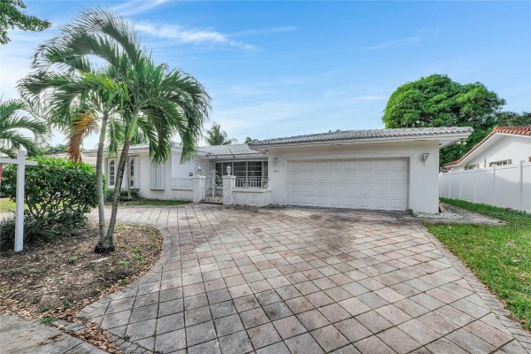 3440 N 46th Ave Hollywood, FL 33021