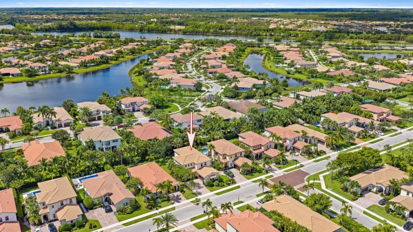 136 Behring Way Jupiter, FL 33458