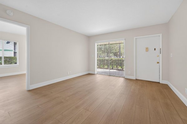 6392 Chasewood Dr #B Jupiter, FL 33458