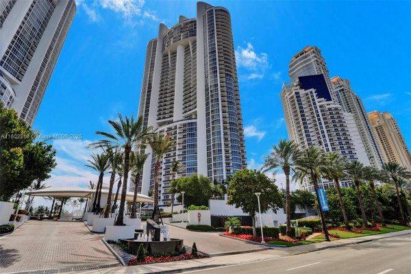 18201 Collins Ave #808 Sunny Isles Beach, FL 33160