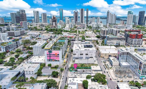 118 NW 24th St Miami, FL 33127