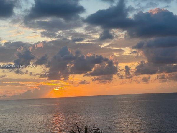 1111 Crandon Blvd #A504 Key Biscayne, FL 33149