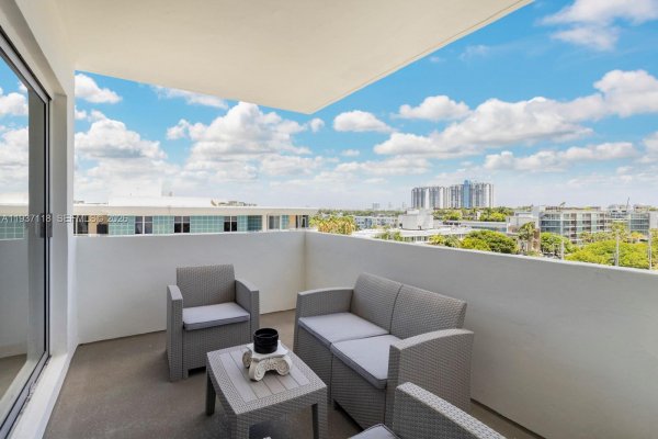 3 Island Ave #07B Miami Beach, FL 33139