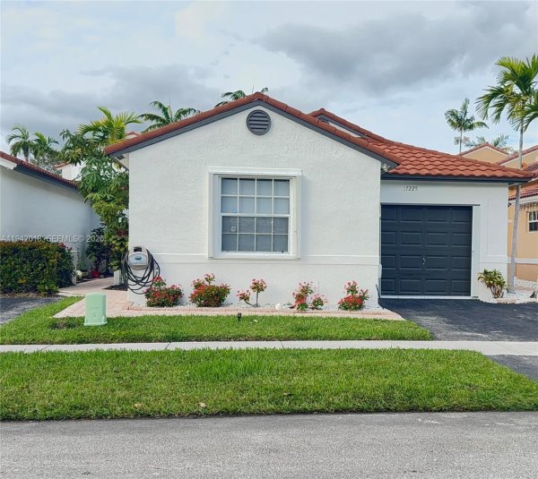17225 NW 7th St Pembroke Pines, FL 33029