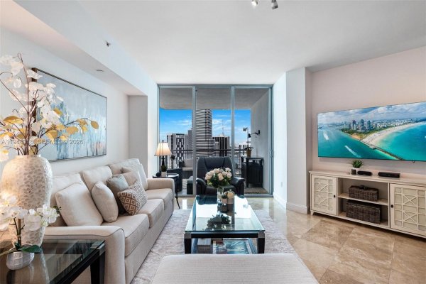 350 S Miami Ave #3807 Miami, FL 33130