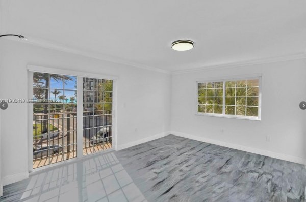 8900 Collins Ave #304 Surfside, FL 33154