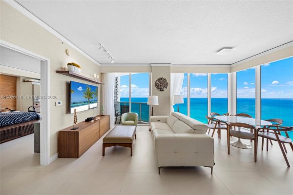 18001 Collins Ave #2209 Sunny Isles Beach, FL 33160