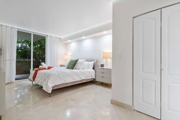 17555 Atlantic Blvd #508 Sunny Isles Beach, FL 33160